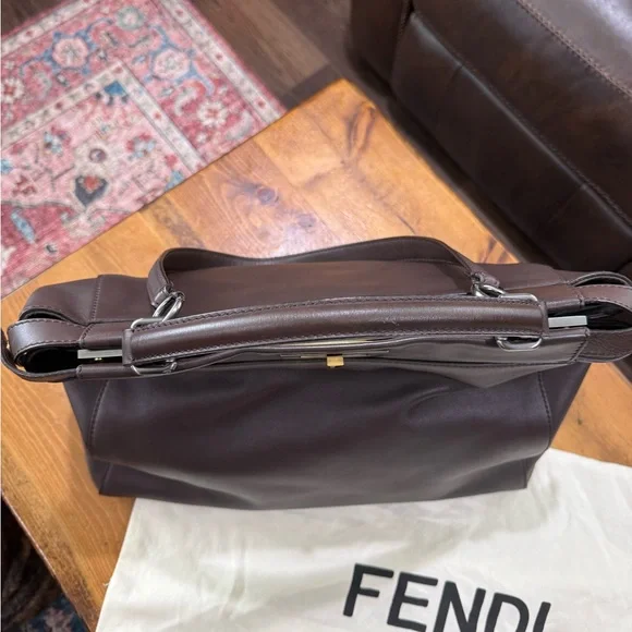 Fendi Large Peakaboo Dark Brown Leather Handbag - Picture 4 of 10